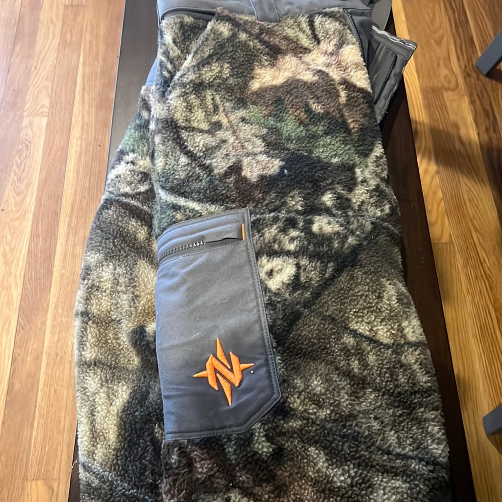 Nomad cottonwood bibs